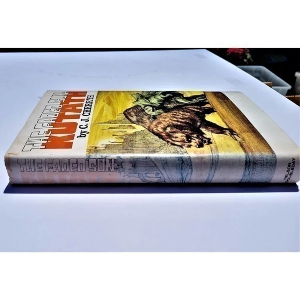 The Faded Sun Kutath, By‎ C.J. Cherryh, 1979 Scifi Young Adult Hardcover Book